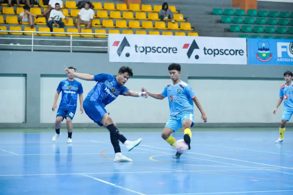 Proton FC Kuningan berjaya.