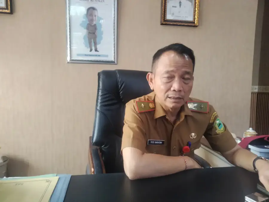 Jalan rusak viral
