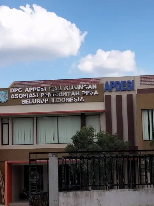 Pengurus Apdesi Kuningan mundur.