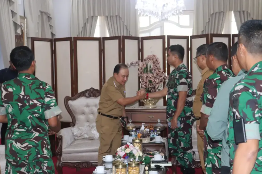 Dandim 0615 Kuningan Silaturahmi dengan Bupati Dian.