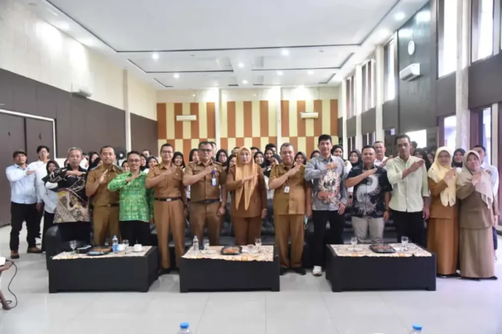 Ini Pesan Menohok Wabup Kuningan saat Buka Pelatihan Keamanan Pangan Siap MBG Pelatihan Penjamah Makanan MBG