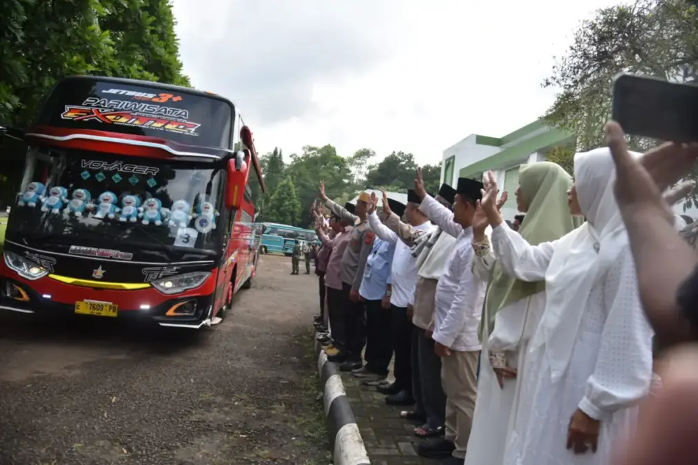 Kuota haji Kuningan 2026 alami penurunan.